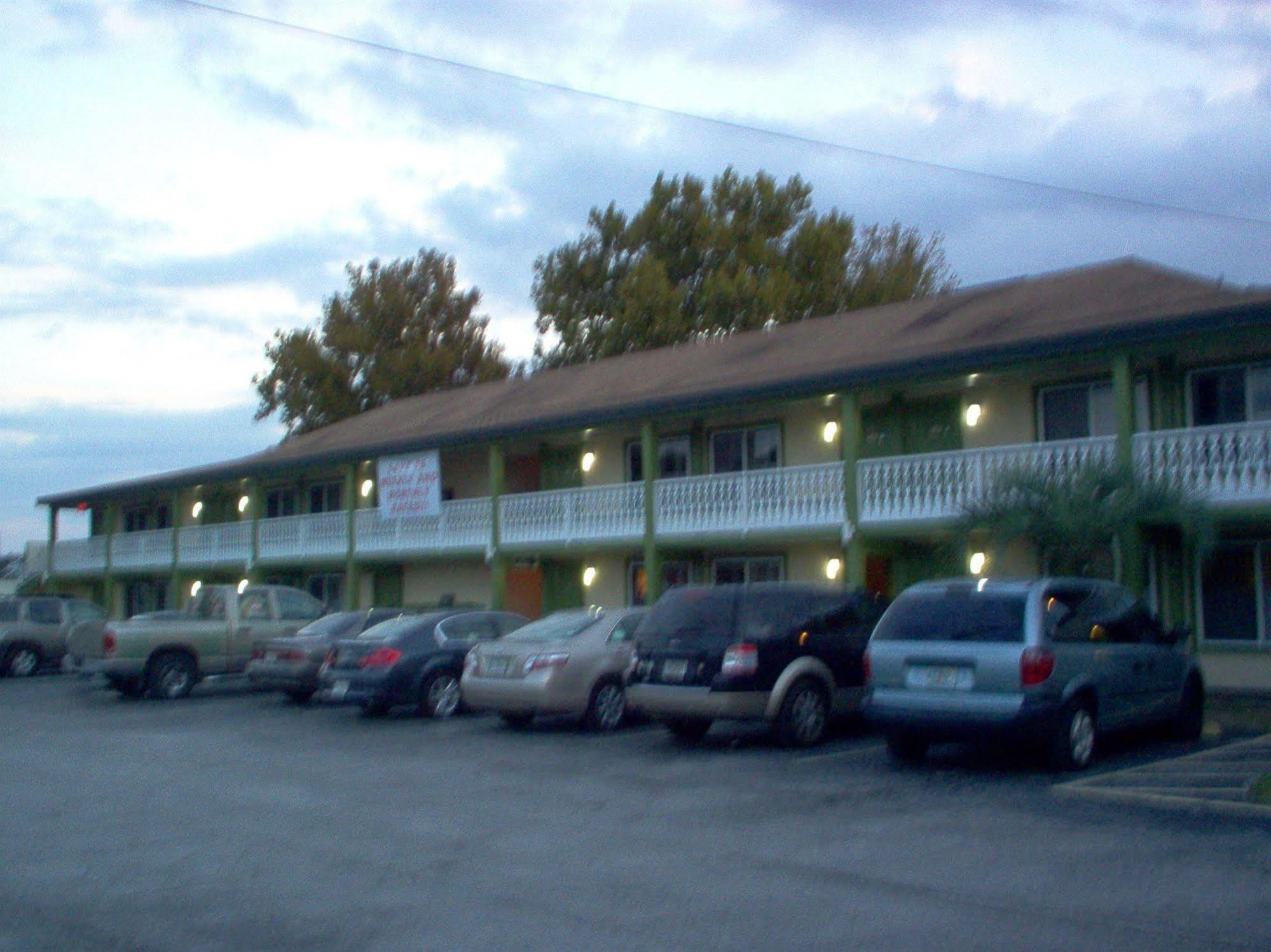 Inn On The Green Florida Tavares Exteriör bild